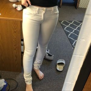 WHITE AMERICAN EAGLE JEGGING